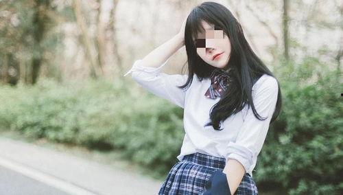 娱乐吃瓜酱女大学生毕业,娱乐吃瓜酱的青春回忆录