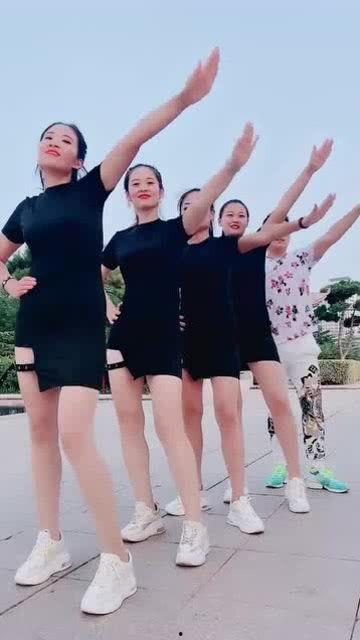 娱乐少女吃瓜,揭秘娱乐圈那些不为人知的秘密
