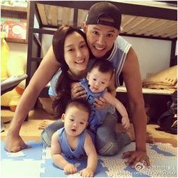 袖珍双胞胎哥哥爆料视频,双胞胎兄弟的温馨成长故事