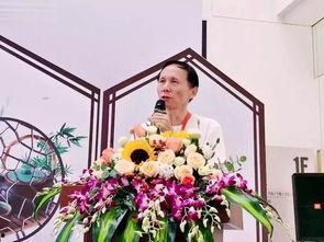 吃瓜娱乐圈小兰花,娱乐圈的甜蜜瓜果，揭秘明星背后的故事